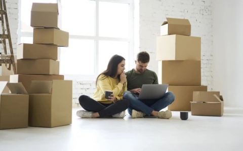 Без ремонта и метро или на торгах: как сэкономить при покупке квартиры