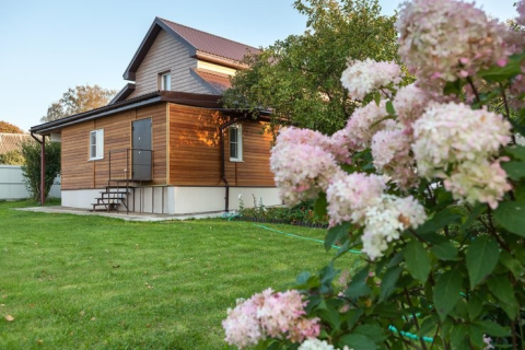 Что нужно сделать дачникам до конца сезона, напомнил депутат