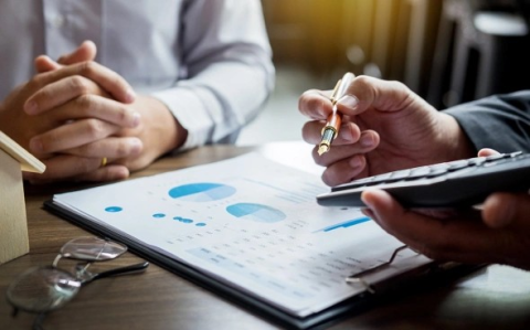 В июне снижение цен на жилье в России резко ускорилось