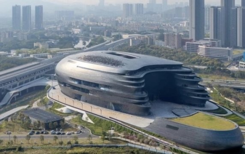 В Китае открылся футуристичный музей науки и технологий