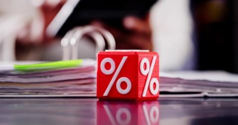 Семья судится с банком, который втрое поднял платёж по семейной ипотеке