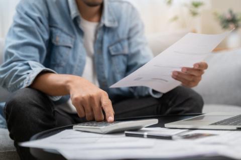 Банки массово пересматривают условия по выданным кредитам