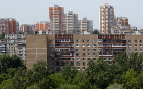 Бюджетное жилье в Москве и области подешевело сильнее дорогих сегментов